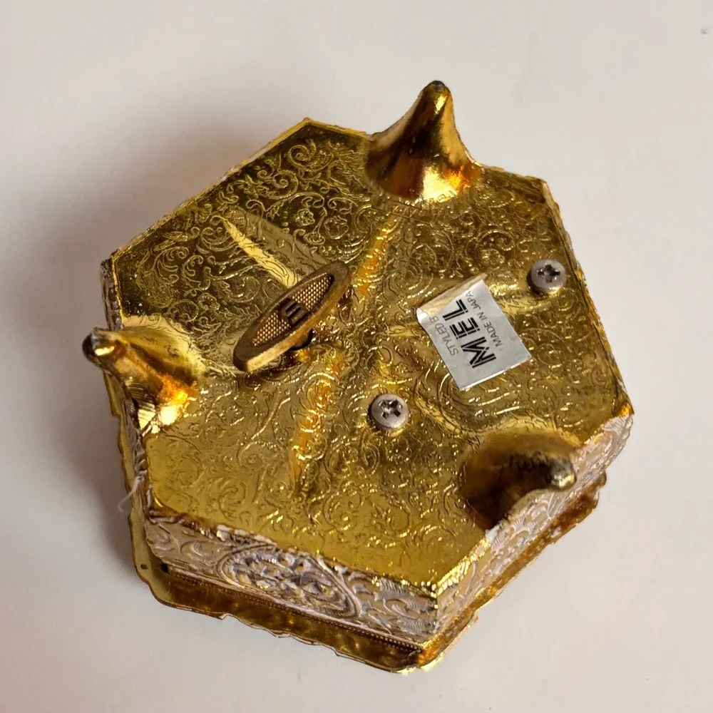 Vintage Miel Sankyo Music Box Gold‎ Filigree Hexagon Kid Umbrella Japan tested